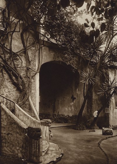 Mexico: Cuernavaca, malerisk hjørne (s/h-foto) af Hugo Brehme