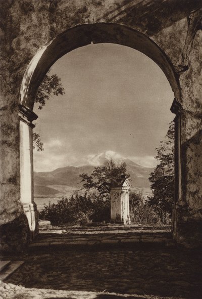 Mexico: Popocatepetl, set fra Sacro Monte (s/h-foto) af Hugo Brehme