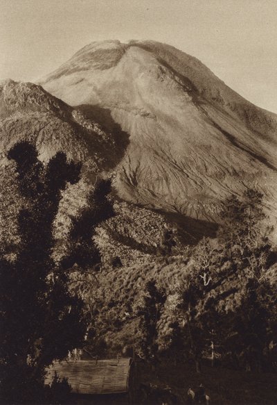 Mexico: Colima-vulkanen før de sidste udbrud (s/h-foto) af Hugo Brehme