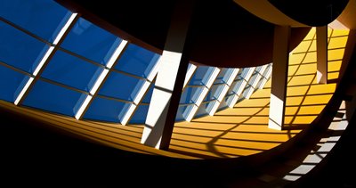 Geometrisk lysarkitektur af Igor Bakotic