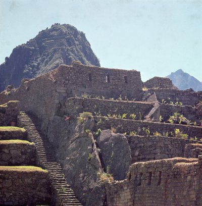 Ruiner af terrassebygninger i citadellet ved Machu Picchu af Incan