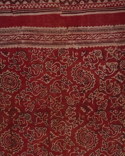Bloktrykt tekstil til eksporthandel med gæs, lotusknopper og rosetmønster, indisk, ca. 1500 (bomuld) (detalje) af Indian School