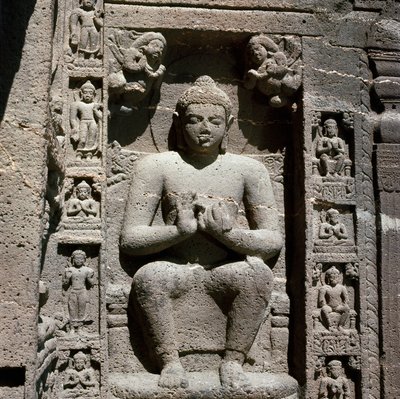 Buddha, udskåret statue i hule 19 af Indian School