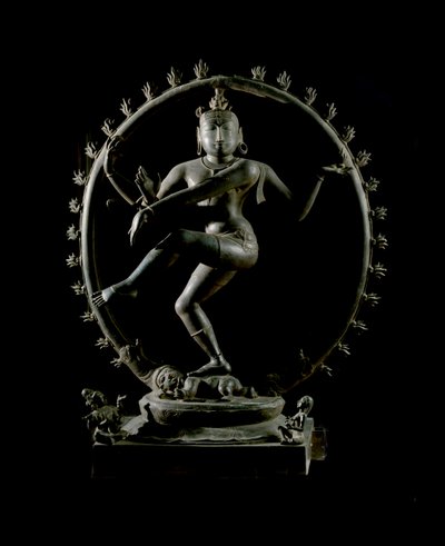 Hinduisme: repræsentation af guden Shiva Nataraja, dansens gud (Shiva Nataraja, dansens herre) Bronzeskulptur 12. århundrede (12. århundrede) Kolkata, indisk museum af Indian School