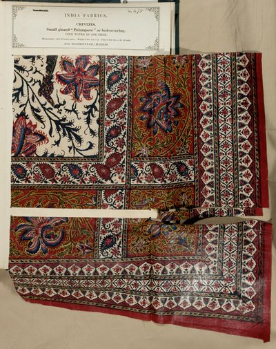 Lille glaseret palampore eller sengedæksprøve fra Masulipatam i Madras, fra The Collection of the Textile Manufacturers of India, af John Forbes Watson, udgivet i 1866 af Indian School