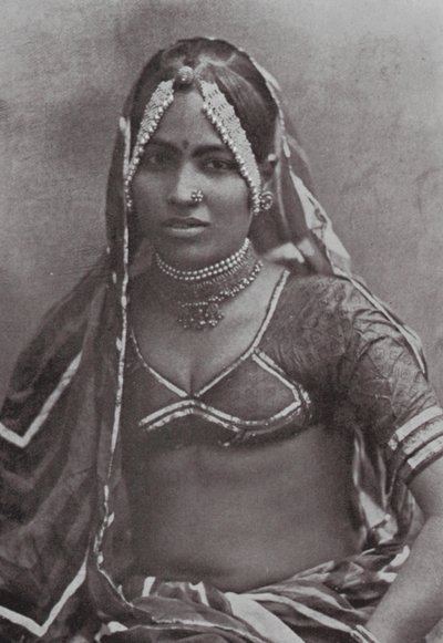 Bombay / Mumbai: En Marwar-dame (s/h-foto) af Indian photographer