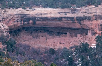 Cliff Palace i Mesa Verde National Park ligger i det sydvestlige hjørne af... af Ira Block