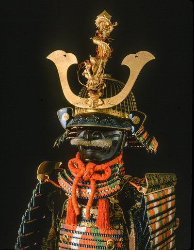 Samurai - rustning til kvinde. Lodret våbenskjold, Ikeda Family, Hayashibara Museum of Art af Ira Block
