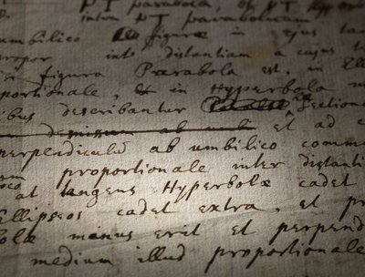 To siders revisioner af Principia Mathematica af Isaac Newton