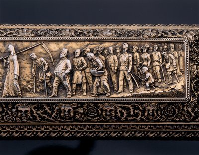Detalje af et miniature menneskeskelet og sarkofag af Israel Rouchomovsky