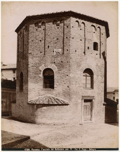 Baptistery of Neon eller Orthodox Baptistery, Ravenna, Emilia-Romagna, Italien, fotografi af Pietro Poppi, Bologna, ca 1900 af Italian Photographer