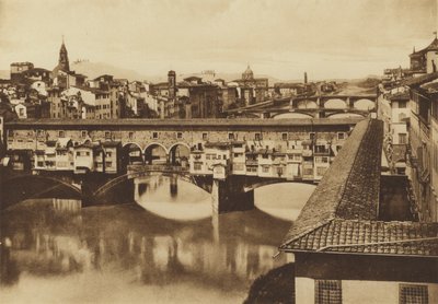 Firenze / Firenze: Udsigt over Lungarno med broerne, Vecchio, S Trinita, Carraia og di Ferro alle Cascine (s/h foto) af Italian Photographer