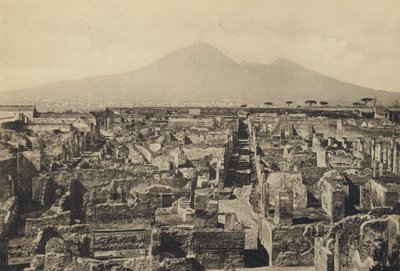 Napoli: Pompeji, Panorama Oberst Vesuv (s/h-foto) af Italian Photographer