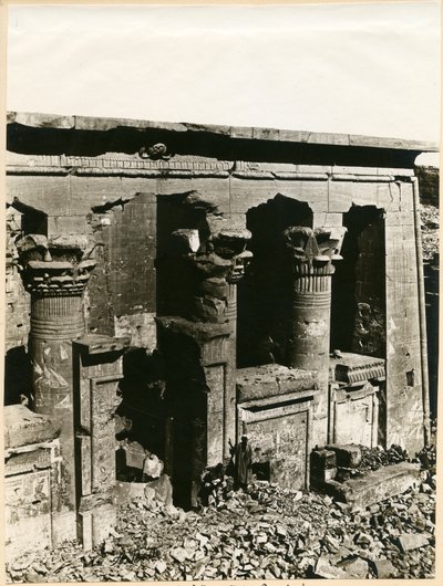 Pronaos af Temple of Mandulis, Kalabsha, Egypten, fotografi af Antonio Beato af Italian Photographer