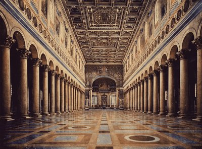 Rom / Rom: Sankt Pauls basilika, interiør (farvefoto) af Italian Photographer