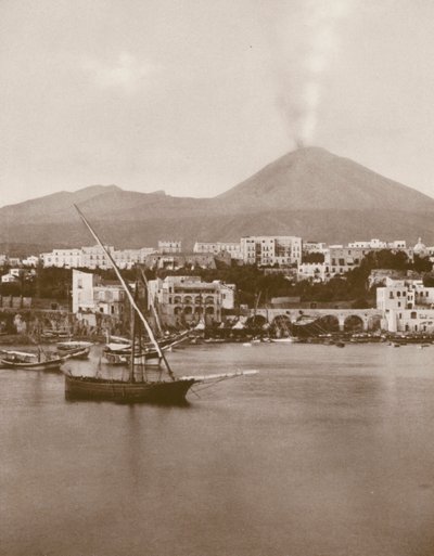 Torre Del Greco, panorama og Vesuv (s/h-foto) af Italian Photographer