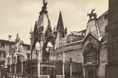 Verona: Scaligeri-graven (s/h-foto) af Italian Photographer