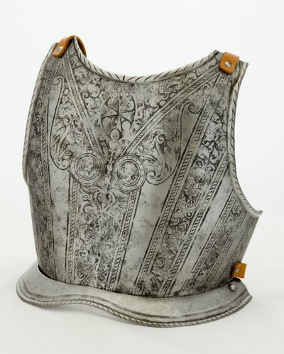 Bagplade til et barns rustning fra Mediciens arsenal, ca. 1575 med senere ændringer (ætset jern med restaureret læder) af Italian School