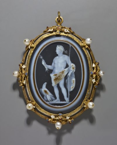 Cameo portrætterer en romersk kejser som Jupiter, Cameo: Roman, A.D. 41–-54, Ramme: Italiensk, slutningen af 1500-tallet (cameo: sardonyx; ramme: guld, emalje og perler) af Italian School