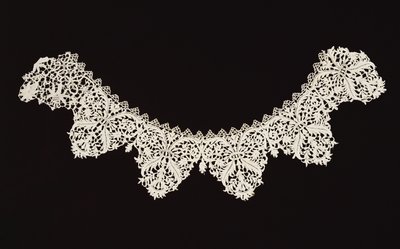 Krave, fra Venedig, 1625-50 (linned og nålekniplinger) af Italian School