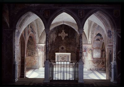 Indvendigt billede af præsbyterium og alter, st benedict hule (sacro speco) Subiaco af Italian School
