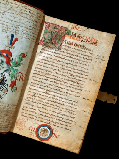 Manuskript "" De Bello Gallico, kommentarer til gallernes krig"" af Jules Cesar (Giulio Cesare eller Caius Julius Caesar) (100-44 f.Kr.) (fr. 541) Blazon af humanisten Niccolo Tranchedini, ejer af manuskriptet. Biblioteca Riccardiana Napoli fra det 14. årh af Italian School