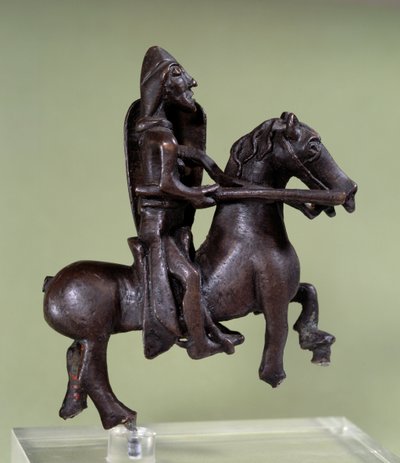 Romansk kunst: bronzeridderstatuette med rustning. Bronzeskulptur af den italienske skole. 11. eller 12. århundrede. Paris, Louvre-museet af Italian School
