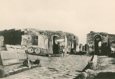 Herculaneum-porten som den er (dybtryk) af Italian School