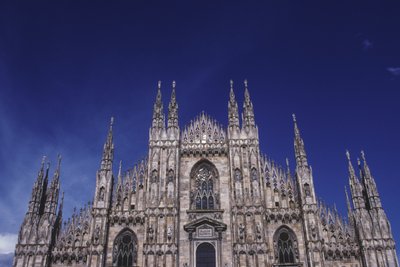Udsigt over den vestlige facade, påbegyndt 1386 af Italian School