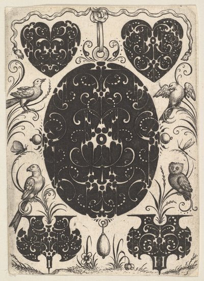 Ovalt vedhæng dekoreret med Schweifwerk, omgivet af mindre motiver og fire fugle, ca. 1614-19. af Jacques Hurtu