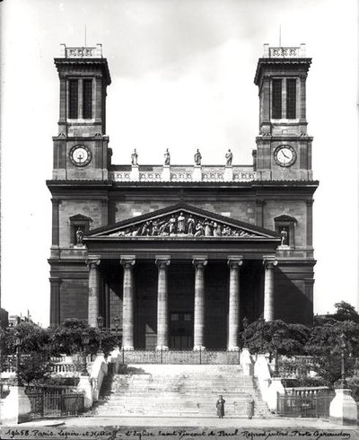 Facade af St. Vincent de Paul-kirken, bygget 1824-44 af Jacques Ignace Hittorff