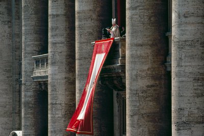 Pave Johannes Paul II leverer sit påskebudskab på 56 sprog fra den centrale log... af James L Stanfield