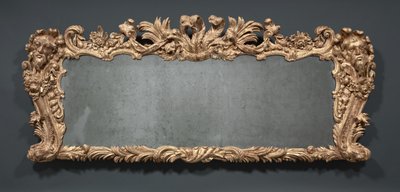 Overkappe spejl, ca. 1740 af James Pascall