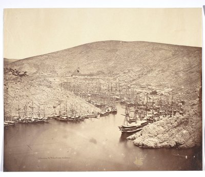 «Indsejlingen til Balaklava havn» af James Robertson