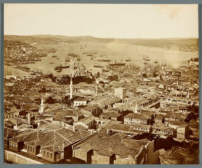 »Bosporus« [Istanbul. Panorama over byen - udsigt mod Bosporusstrædet] af James Robertson