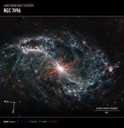 NGC 7496 (MIRI kompasbillede) af James Webb Space Telescope (NASA)