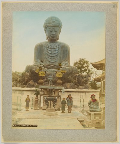 Daibutsu i Kobe, Japan (håndfarvet sort/hvid foto) af Japanese Photographer