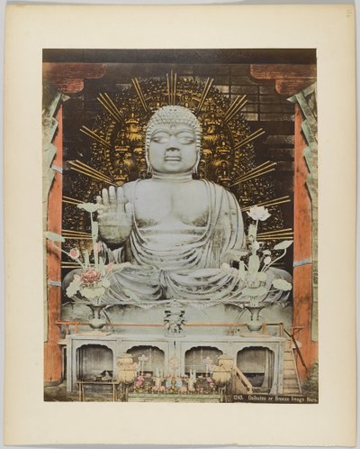 Daibutsu eller bronzebillede, Nara, Japan (håndfarvet sort/hvid foto) af Japanese Photographer