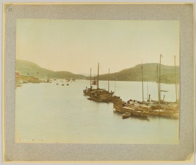 Onomichi, Bingo, Japan (håndfarvet sort/hvid foto) af Japanese Photographer