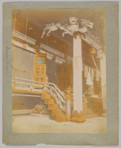 Tōshō-gū, Nikko, Japan (håndfarvet sort/hvid foto) af Japanese Photographer