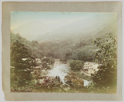Yumoto Hakone, Kanagawa-præfekturet (håndfarvet s/h-billede) af Japanese Photographer