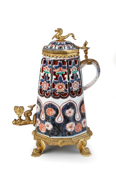 En sjælden, elegant monteret Imari kaffekande og låg (keramik) af Japanese School