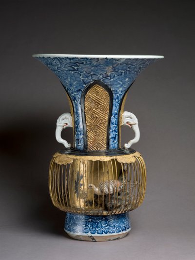 Fuglebur vase, ca. 1720 (blandet medier) af Japanese School