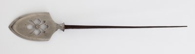 Yanone (pilespids) af flad type (hirane) med gennemboret Hanabishi-design (stål) af Japanese School