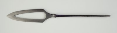 Yanone (pilespids) af flad type (hirane) med gennemboret design (stål) af Japanese School