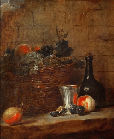 Frugtkurv med druer, en sølvbæger og en flaske, ferskner, blommer og en pære af Jean Baptiste Simeon Chardin