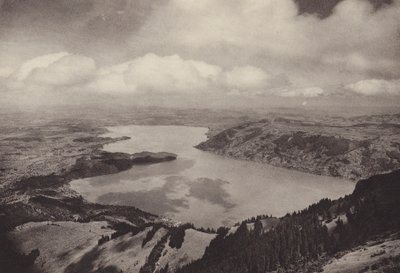 Rigi Kulm, udsigt over søen Zug (s/h foto) af Jean Gaberell
