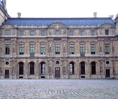 Louvres firkantede gårdhave, Louvres facade af Henri II (1546-1551), skulpturer af Jean Goujon (1510-1567) 1551 Paris, Louvre Museum af Jean Goujon