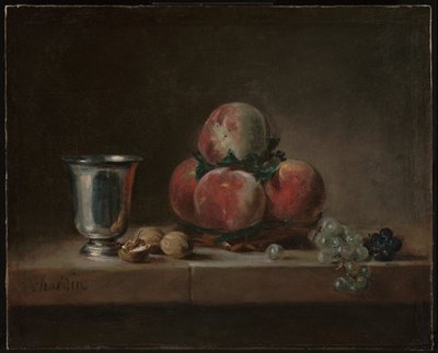 Stilleben med ferskner, sølvbæger, druer og valnødder af Jean Baptiste Simeon Chardin