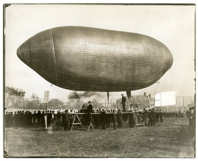 Luftskib "California Arrow" af Jessie Tarbox Beals